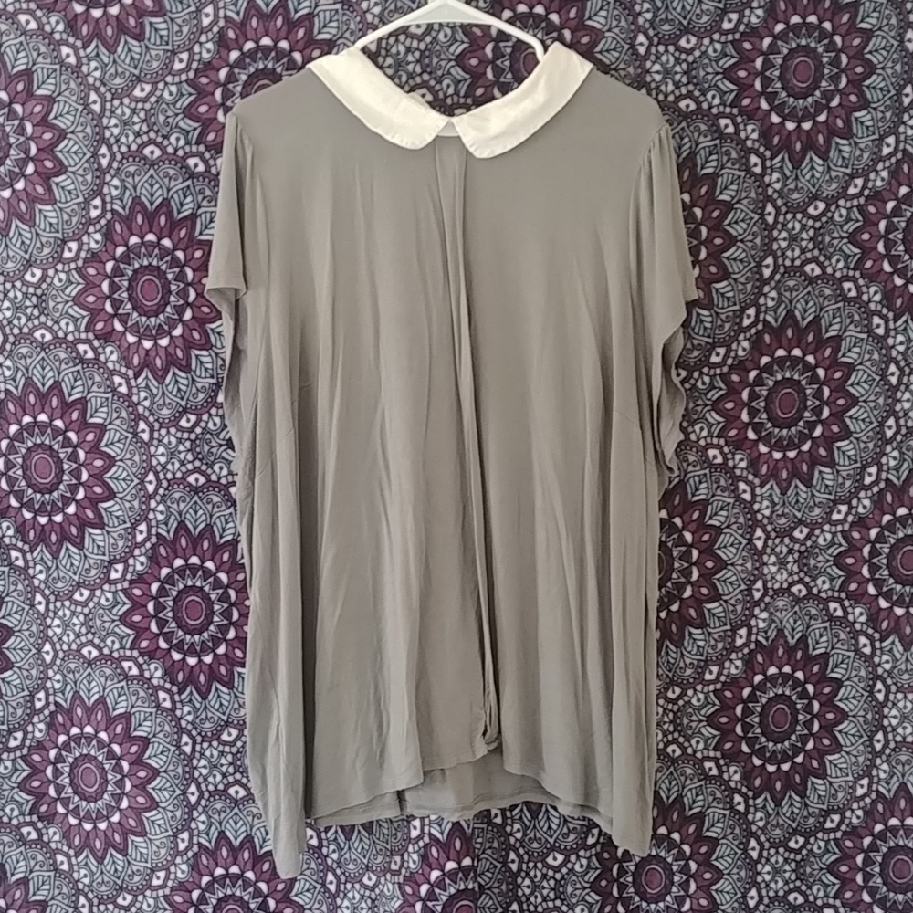 Modcloth 4x Gray Top w/ White Peter Pan Collar